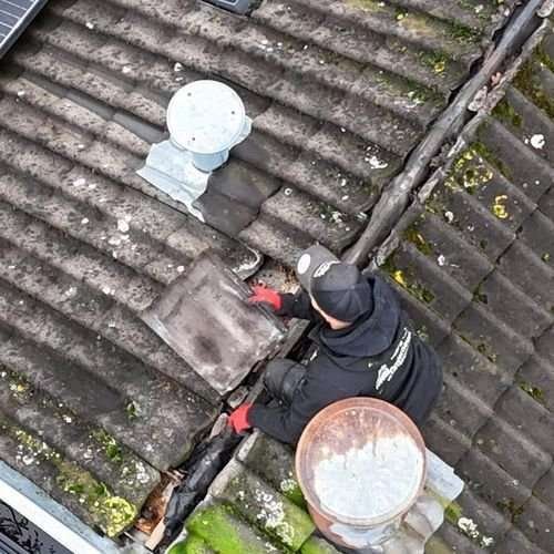 Een dakrenovatie bij oud pannendak in Dronten
